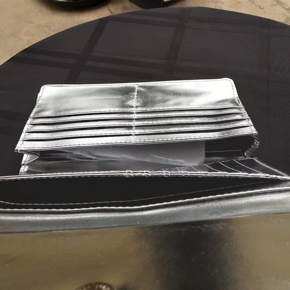 Steve Madden Trifold Clutch Wallet Wristlet - Pink (NWT) - Picture 5 of 12